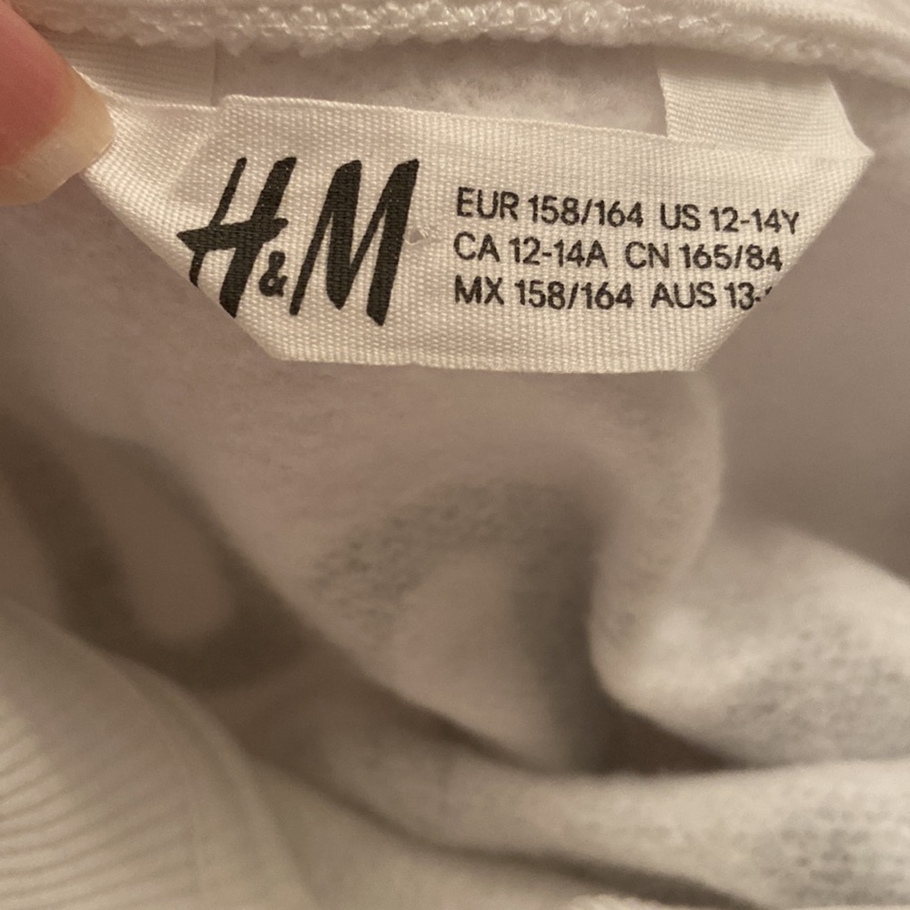 H & M  TOP - Picture 9 of 9